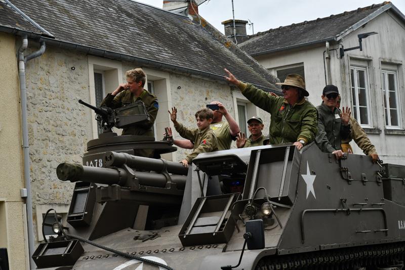 min 2024 06 08 Isigny défilé 162
